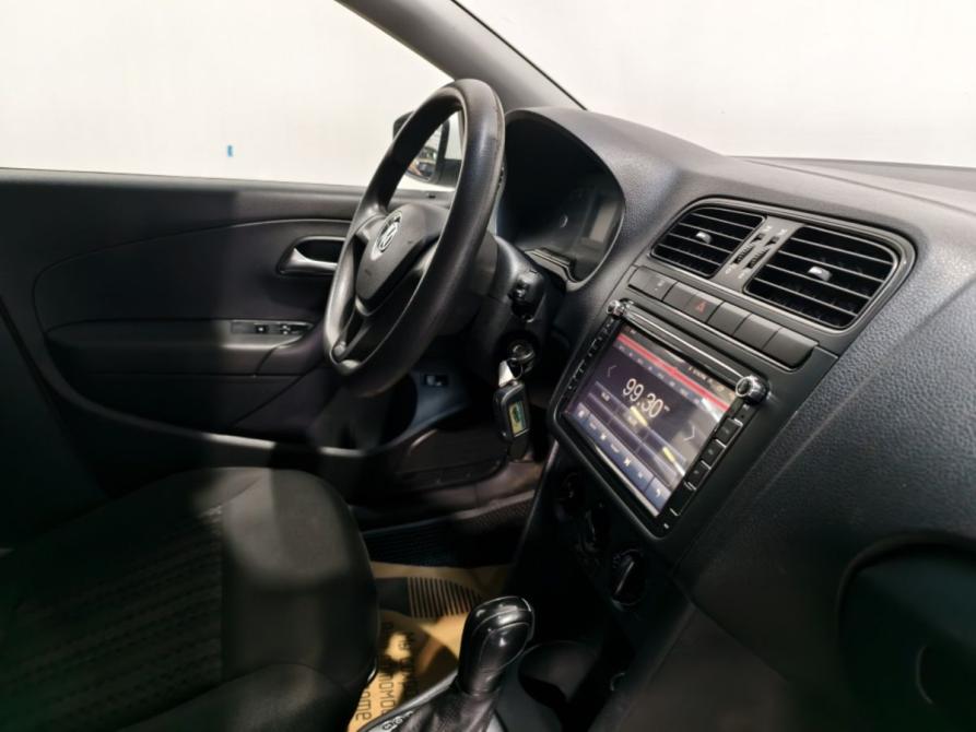 Volkswagen Polo V Рестайлинг Курск  - изображение 6