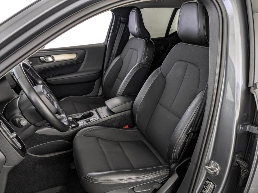 Volvo XC40 I Москва  - изображение 20