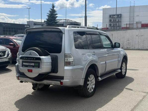 Mitsubishi Pajero IV Рестайлинг 1 с пробегом 2011 года, цена 1 645 000 рублей, 290000 км, внедорожник, Автокод Объявления