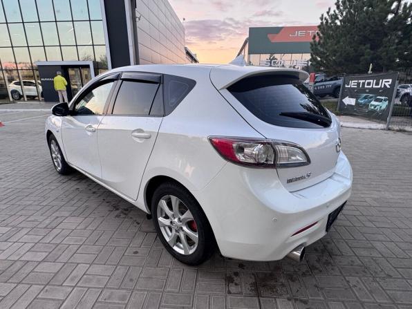 Mazda 3 II (BL) Рестайлинг с пробегом 2011 года, цена 749 900 рублей, 262172 км, хэтчбек, Автокод Объявления