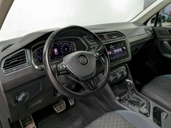 Volkswagen Tiguan II с пробегом 2019 года, цена 2 090 000 рублей, 125000 км, внедорожник, Автокод Объявления