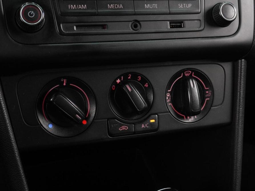 Volkswagen Polo V Рестайлинг Воронеж  - изображение 14