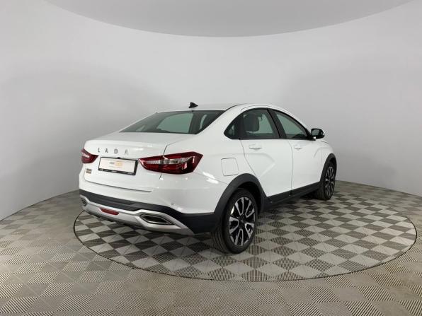 Lada (ВАЗ) Vesta I Рестайлинг (NG) с пробегом 2024 года, цена 1 245 000 рублей, 32402 км, седан, Автокод Объявления