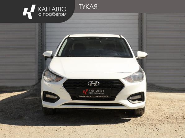 Hyundai Solaris II с пробегом 2018 года, цена 899 000 рублей, 199275 км, седан, Автокод Объявления