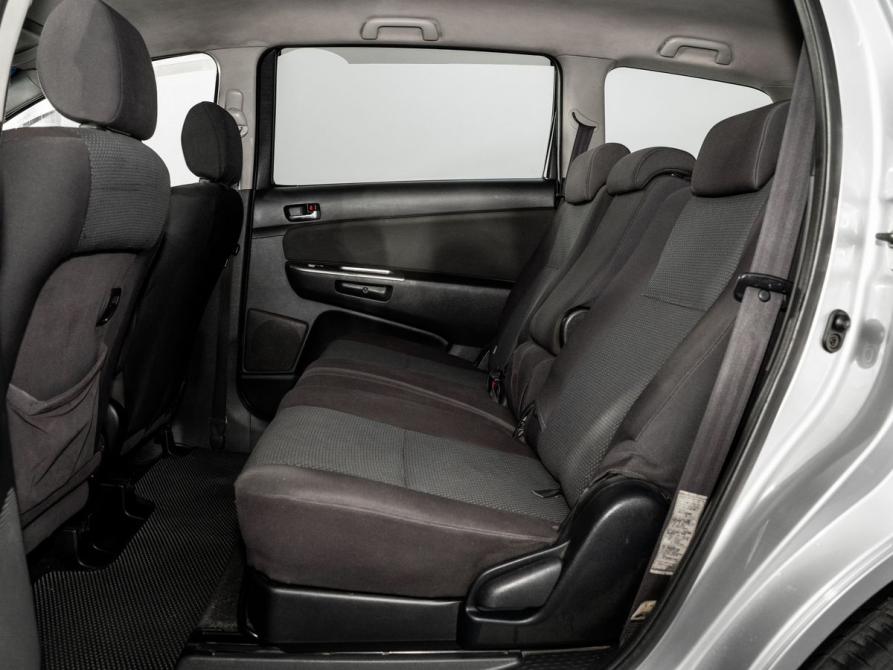 Toyota Wish I Иркутск  - изображение 7