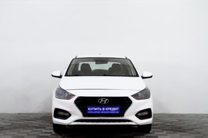 Hyundai Solaris II с пробегом 2019 года, цена 1 059 000 рублей, 68523 км, седан, Автокод Объявления