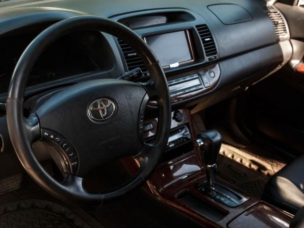 Toyota Camry V (XV30) Рестайлинг с пробегом 2004 года, цена 680 000 рублей, 431044 км, седан, Автокод Объявления