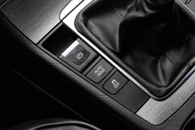 Volkswagen Passat B7 с пробегом 2011 года, цена 1 049 000 рублей, 228502 км, седан, Автокод Объявления