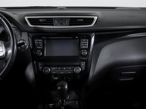 Nissan Qashqai II с пробегом 2017 года, цена 1 900 000 рублей, 78316 км, внедорожник, Автокод Объявления