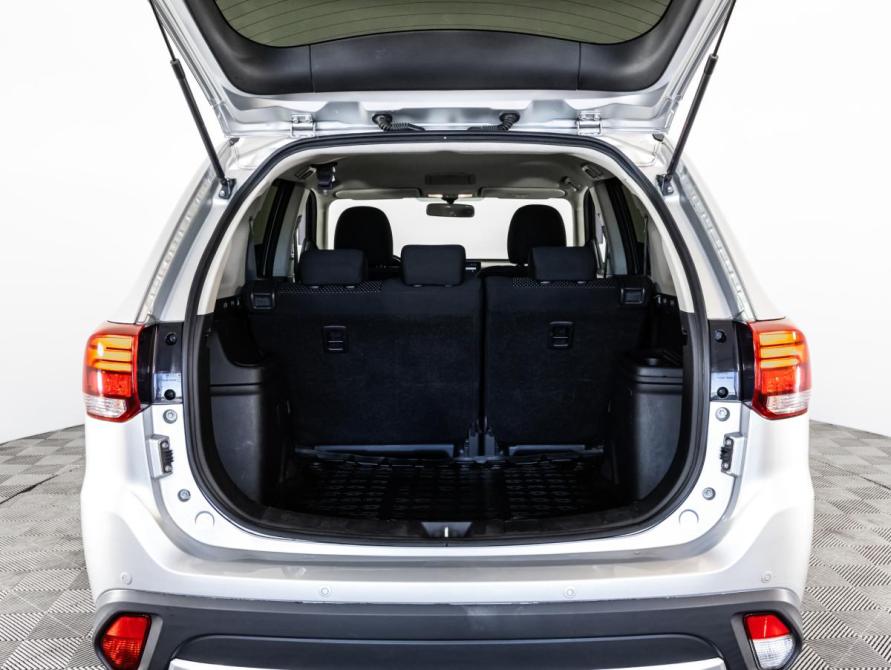 Mitsubishi Outlander III Рестайлинг 2 Санкт-Петербург  - изображение 19