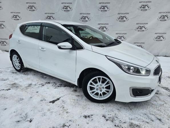 Kia Ceed II Рестайлинг с пробегом 2017 года, цена 1 279 000 рублей, 129326 км, хэтчбек, Автокод Объявления