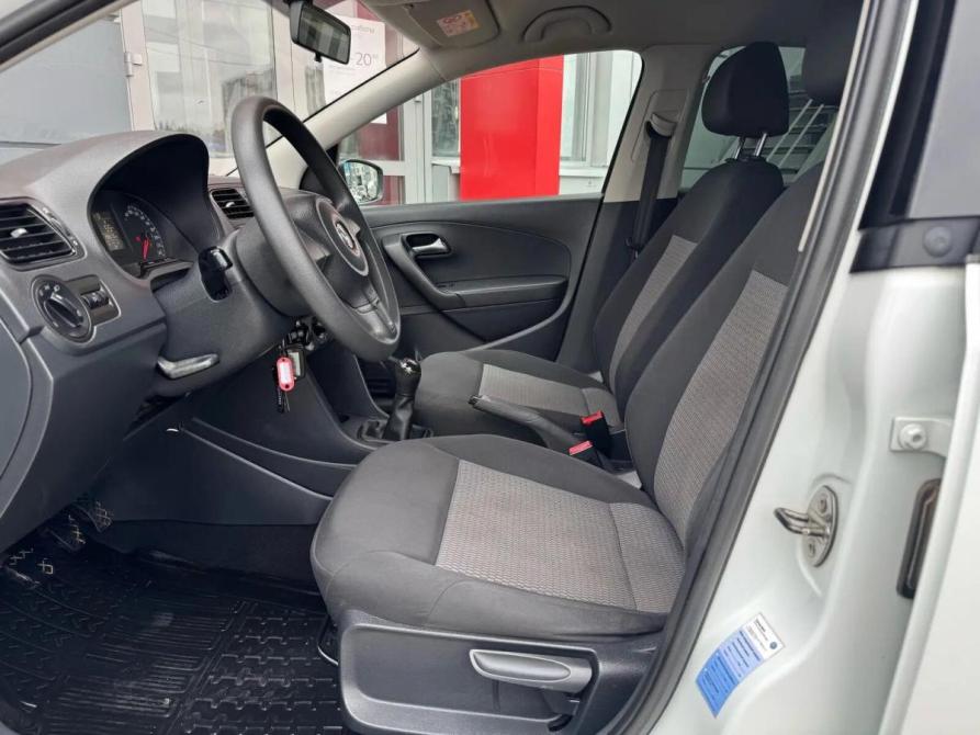 Volkswagen Polo V Рестайлинг Альметьевск  - изображение 10