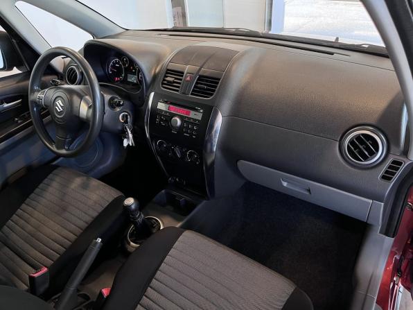 Suzuki SX4 I (Classic) Рестайлинг с пробегом 2012 года, цена 718 700 рублей, 147830 км, хэтчбек, Автокод Объявления