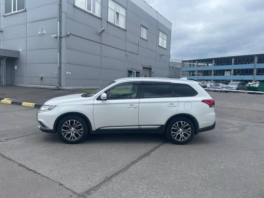 Mitsubishi Outlander III Рестайлинг 2 Санкт-Петербург  - изображение 4