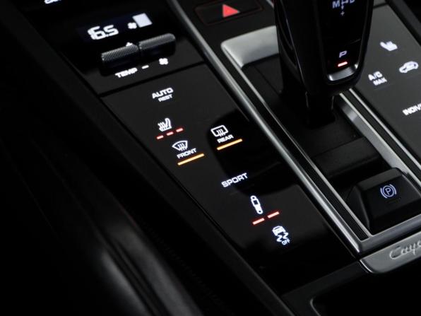 Porsche Cayenne III с пробегом 2018 года, цена 5 595 055 рублей, 132869 км, внедорожник, Автокод Объявления