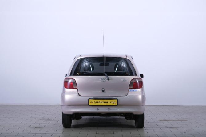Toyota Vitz I (P10) с пробегом 2000 года, цена 349 000 рублей, 260000 км, хэтчбек, Автокод Объявления