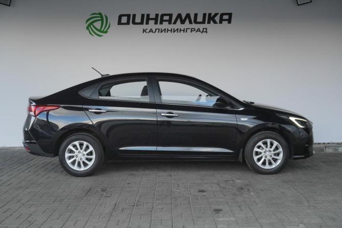 Hyundai Solaris II Рестайлинг с пробегом 2021 года, цена 1 850 000 рублей, 42317 км, седан, Автокод Объявления