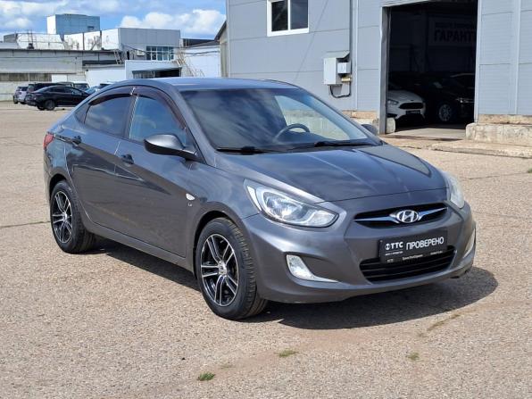 Hyundai Solaris I с пробегом 2013 года, цена 740 000 рублей, 220410 км, седан, Автокод Объявления