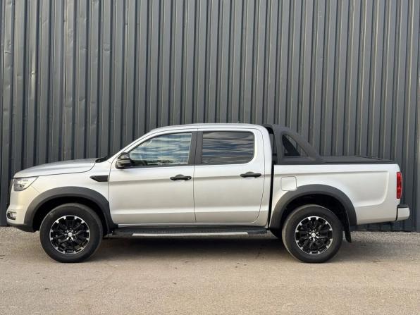 JAC T8 Pro с пробегом 2023 года, цена 2 075 000 рублей, 95204 км, offers.body_type.unknown, Автокод Объявления