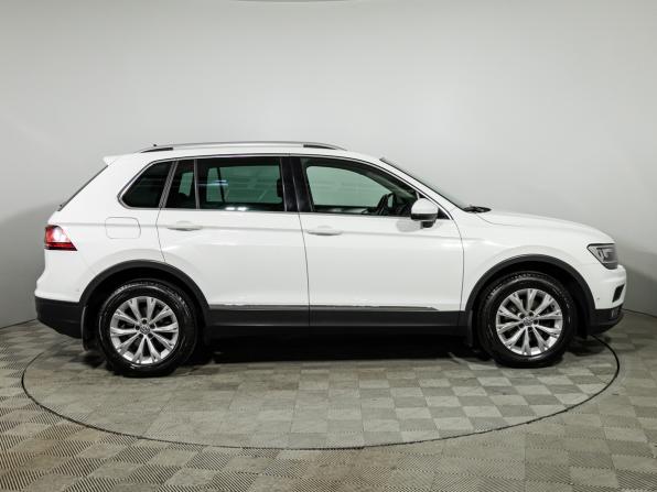Volkswagen Tiguan II с пробегом 2018 года, цена 1 999 900 рублей, 129934 км, внедорожник, Автокод Объявления