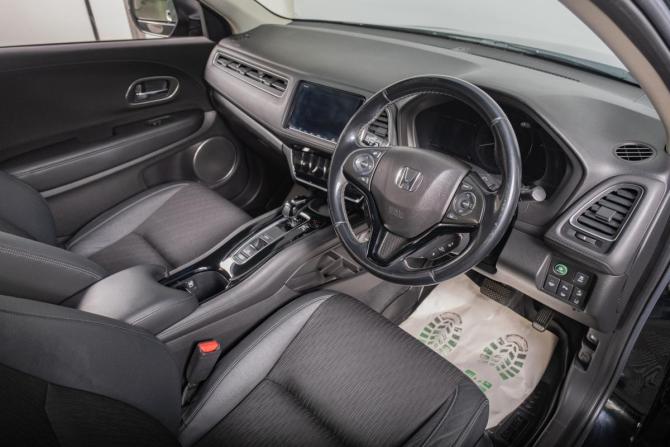 Honda Vezel I с пробегом 2018 года, цена 1 769 000 рублей, 69480 км, внедорожник, Автокод Объявления