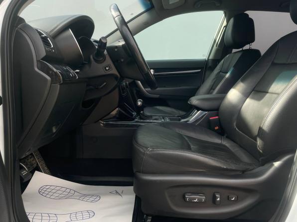 Kia Sorento II Рестайлинг с пробегом 2018 года, цена 2 550 000 рублей, 113330 км, внедорожник, Автокод Объявления