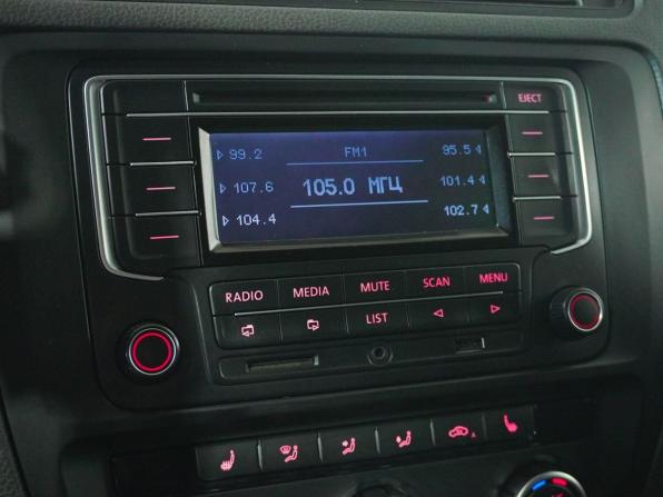 Volkswagen Jetta VI Рестайлинг с пробегом 2014 года, цена 739 000 рублей, 339028 км, седан, Автокод Объявления