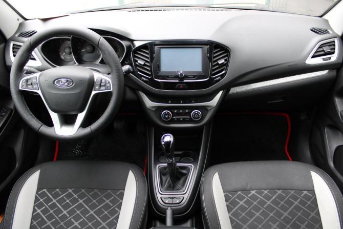 Lada (ВАЗ) Vesta I с пробегом 2018 года, цена 1 055 000 рублей, 120942 км, универсал, Автокод Объявления