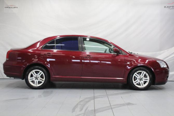 Toyota Avensis II с пробегом 2005 года, цена 719 000 рублей, 318000 км, седан, Автокод Объявления