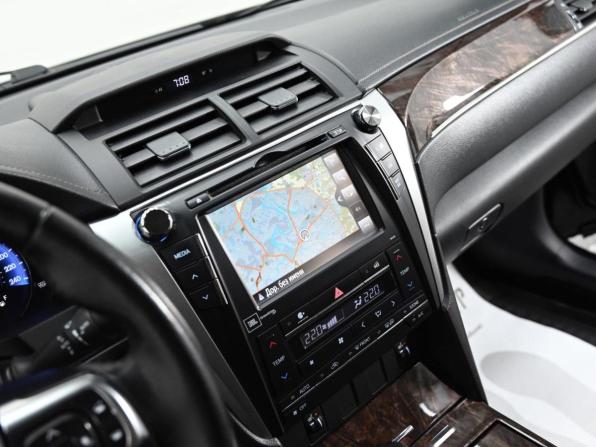 Toyota Camry VII (XV50) Рестайлинг 2 с пробегом 2018 года, цена 1 579 000 рублей, 88086 км, седан, Автокод Объявления