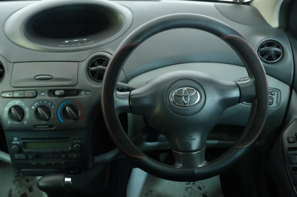 Toyota Vitz I (P10) Омск  - изображение 11