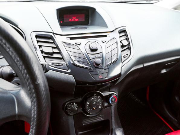 Ford Fiesta Mk6 с пробегом 2008 года, цена 299 000 рублей, 308338 км, хэтчбек, Автокод Объявления