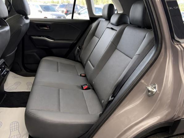 Toyota RAV4 V (XA50) с пробегом 2025 года, цена 3 877 000 рублей, 15000 км, внедорожник, Автокод Объявления