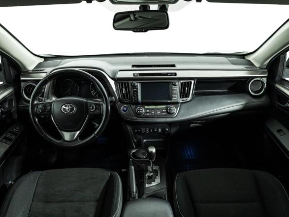 Toyota RAV4 IV (XA40) Рестайлинг с пробегом 2018 года, цена 2 299 700 рублей, 152382 км, внедорожник, Автокод Объявления