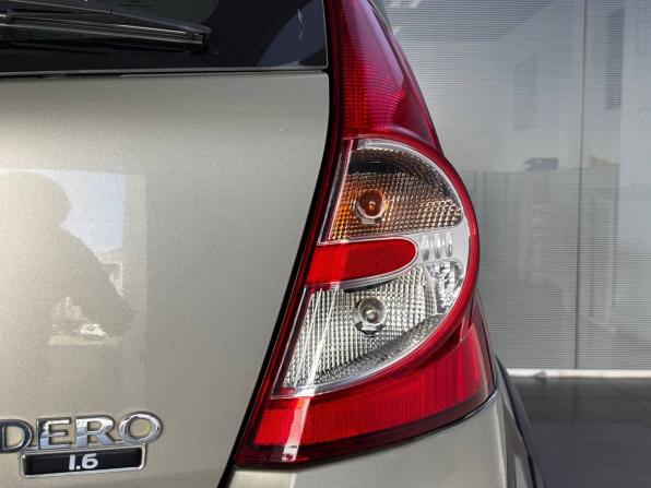 Renault Sandero I с пробегом 2013 года, цена 640 000 рублей, 164899 км, хэтчбек, Автокод Объявления