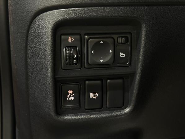 Nissan Juke I с пробегом 2013 года, цена 1 150 000 рублей, 129636 км, внедорожник, Автокод Объявления