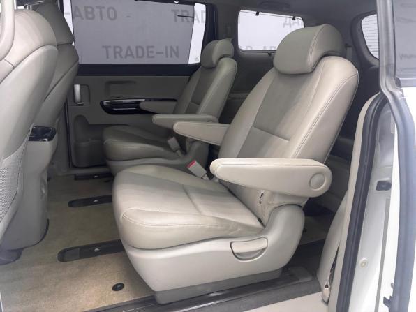 Kia Carnival III с пробегом 2019 года, цена 3 250 000 рублей, 87000 км, минивэн, Автокод Объявления