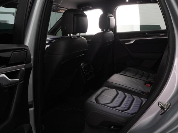 Volkswagen Touareg III с пробегом 2020 года, цена 4 199 000 рублей, 248749 км, внедорожник, Автокод Объявления