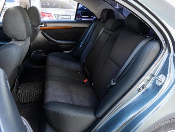 Toyota Avensis II Рестайлинг с пробегом 2006 года, цена 599 900 рублей, 411739 км, седан, Автокод Объявления