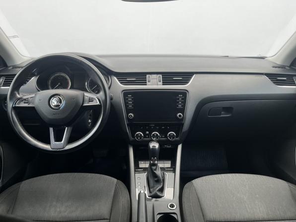 Skoda Octavia III (A7) Рестайлинг с пробегом 2018 года, цена 1 830 000 рублей, 232209 км, лифтбек, Автокод Объявления