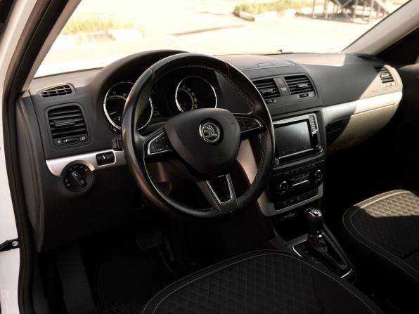 Skoda Yeti I Рестайлинг с пробегом 2016 года, цена 1 538 000 рублей, 116950 км, внедорожник, Автокод Объявления
