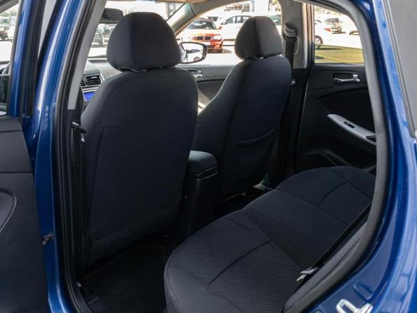 Hyundai Solaris I с пробегом 2012 года, цена 899 000 рублей, 249020 км, седан, Автокод Объявления