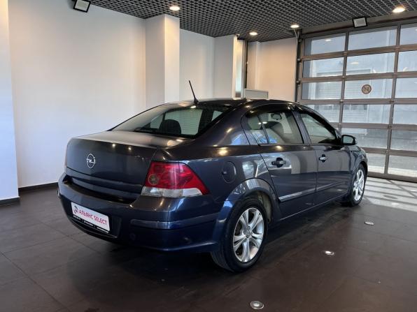 Opel Astra H Рестайлинг с пробегом 2008 года, цена 341 000 рублей, 228676 км, седан, Автокод Объявления
