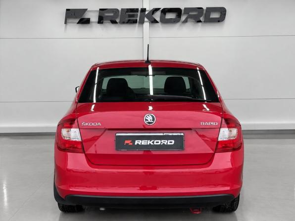 Skoda Rapid I с пробегом 2017 года, цена 1 249 000 рублей, 113500 км, лифтбек, Автокод Объявления