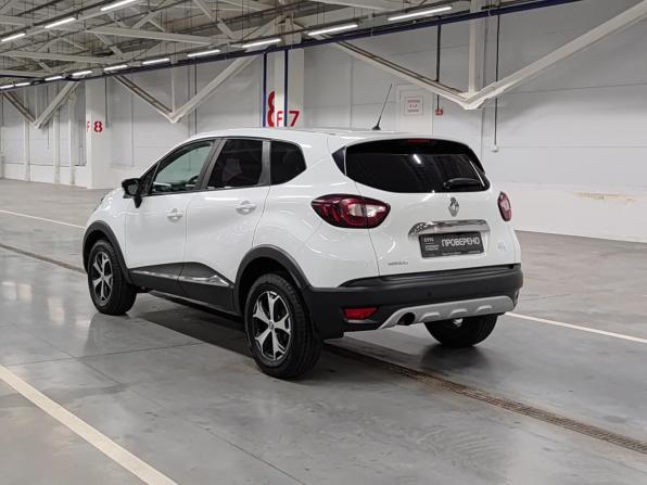 Renault Kaptur I с пробегом 2018 года, цена 1 070 000 рублей, 227106 км, внедорожник, Автокод Объявления