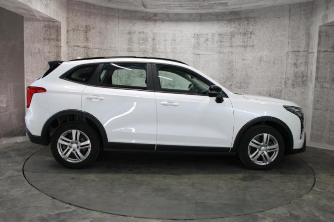 Haval Jolion I Рестайлинг с пробегом 2024 года, цена 2 275 000 рублей, 37894 км, внедорожник, Автокод Объявления