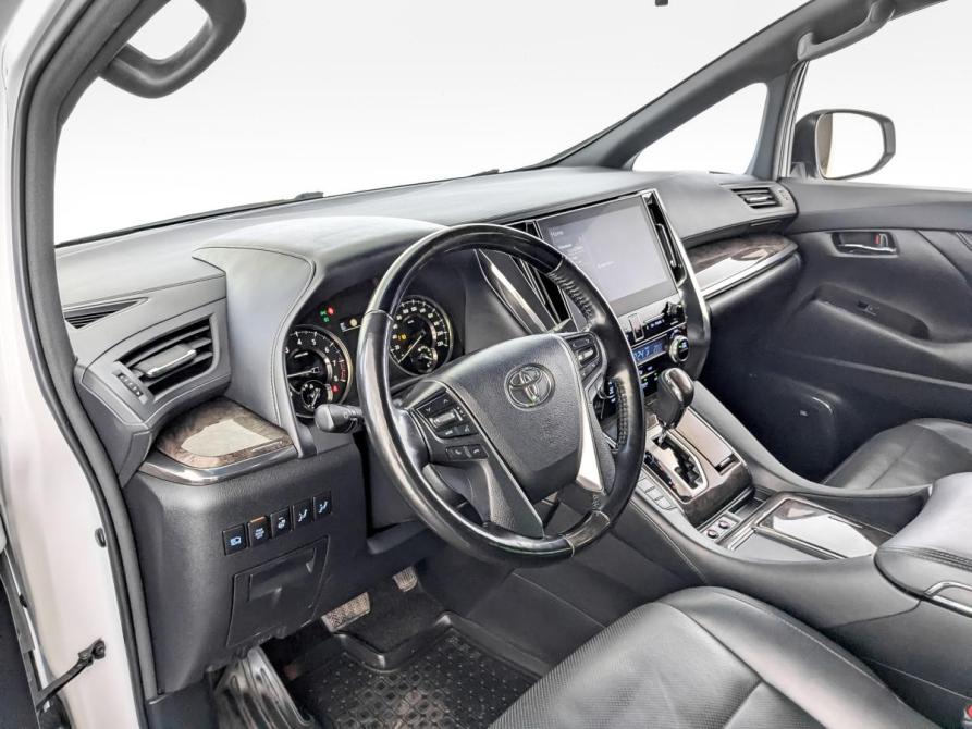 Toyota Alphard III Рестайлинг Москва  - изображение 16
