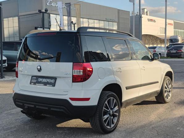 Skoda Yeti I Рестайлинг с пробегом 2017 года, цена 1 290 000 рублей, 209469 км, внедорожник, Автокод Объявления