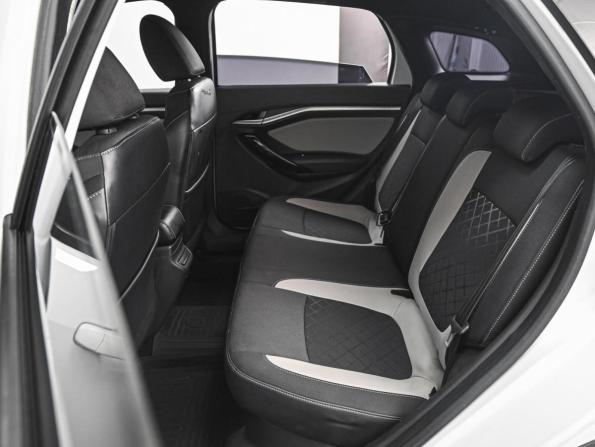 Lada (ВАЗ) Vesta I с пробегом 2018 года, цена 1 078 000 рублей, 145379 км, универсал, Автокод Объявления