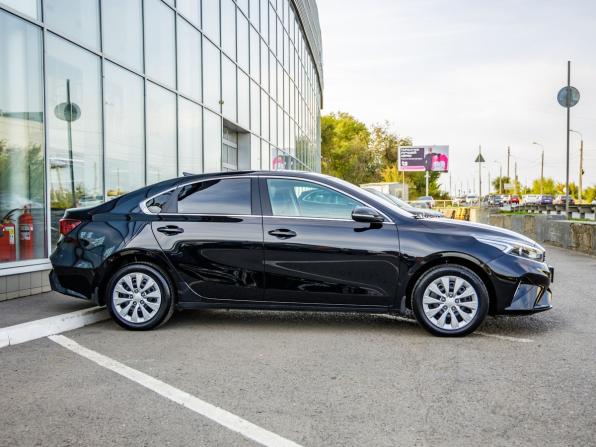 Kia Cerato IV Рестайлинг с пробегом 2022 года, цена 2 198 000 рублей, 99299 км, седан, Автокод Объявления